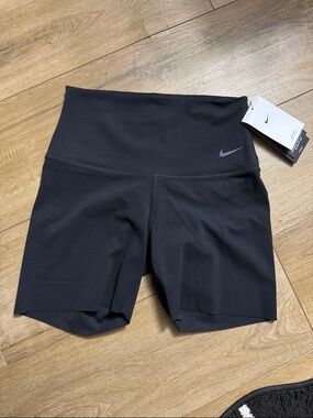 Nike Zenvy 5 inch Black High-Waist Bike Shorts